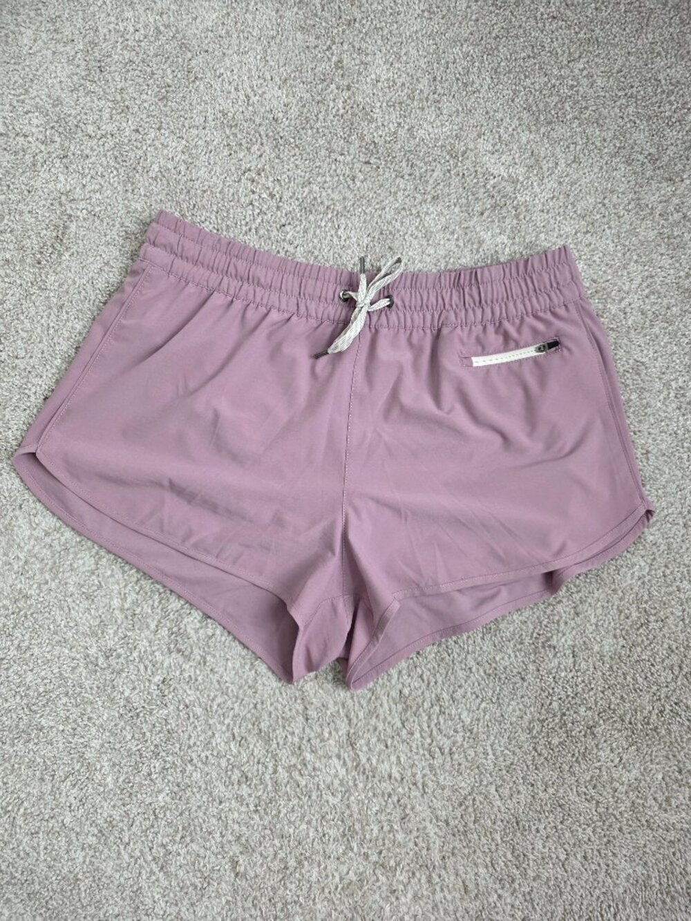 Vuori Clementine 2.0 Short 2.5" in Dusty Rose